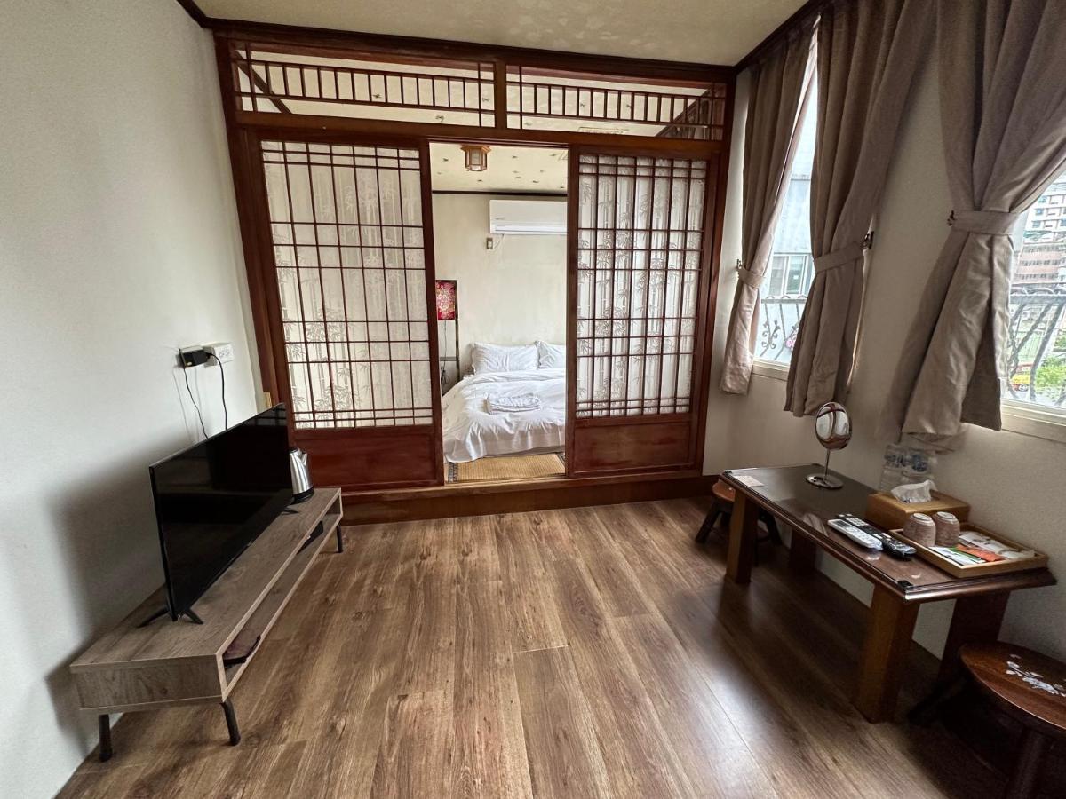Ming Ren Hotspring Hotel جياوكسي المظهر الخارجي الصورة